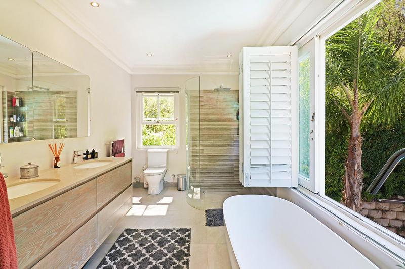 5 Bedroom Property for Sale in Ruyteplaats Western Cape